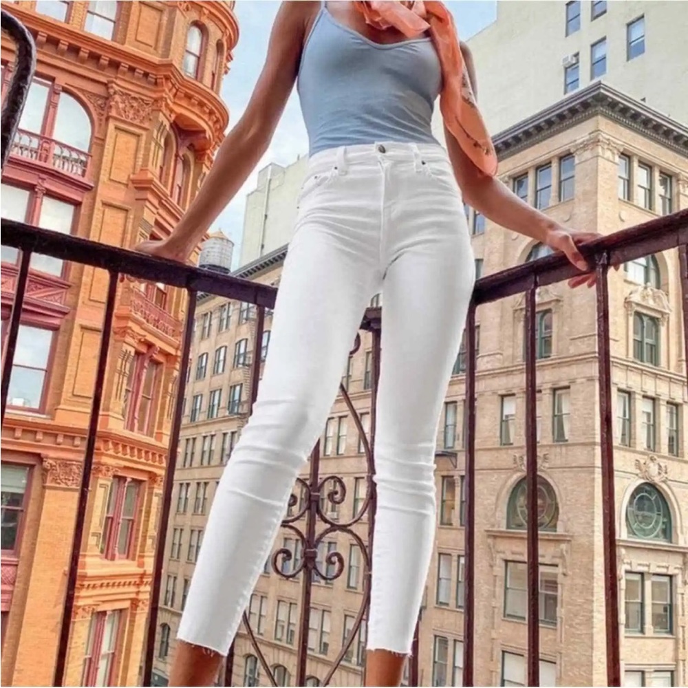 NWT Revolve white jeans size 32